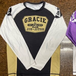 Gracie Brazilian Jiu-Jitsu Long Sleeve Rash Guard Black White youth Large